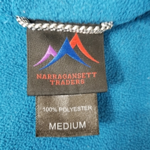 NARRAGANSETT Traders size medium blue pullover fleece - Picture 3 of 7